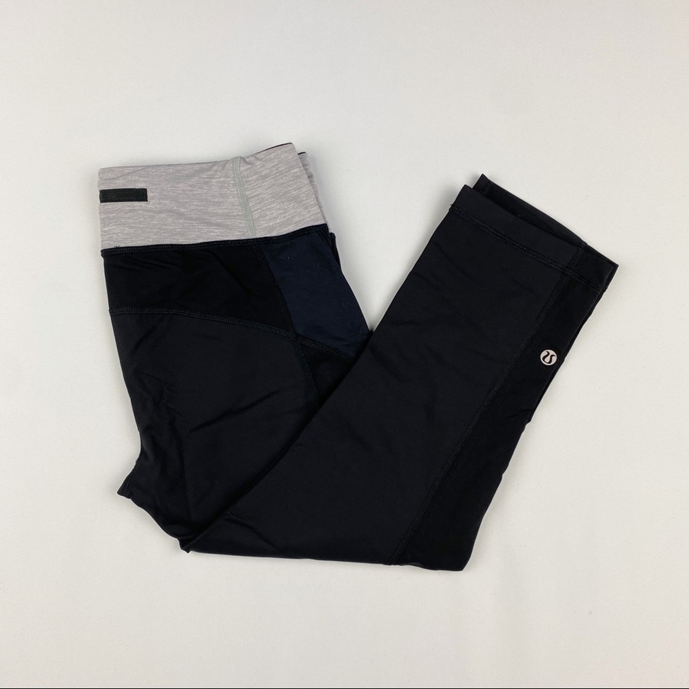 Lululemon Black Crop Ruched Leggings - Size 8